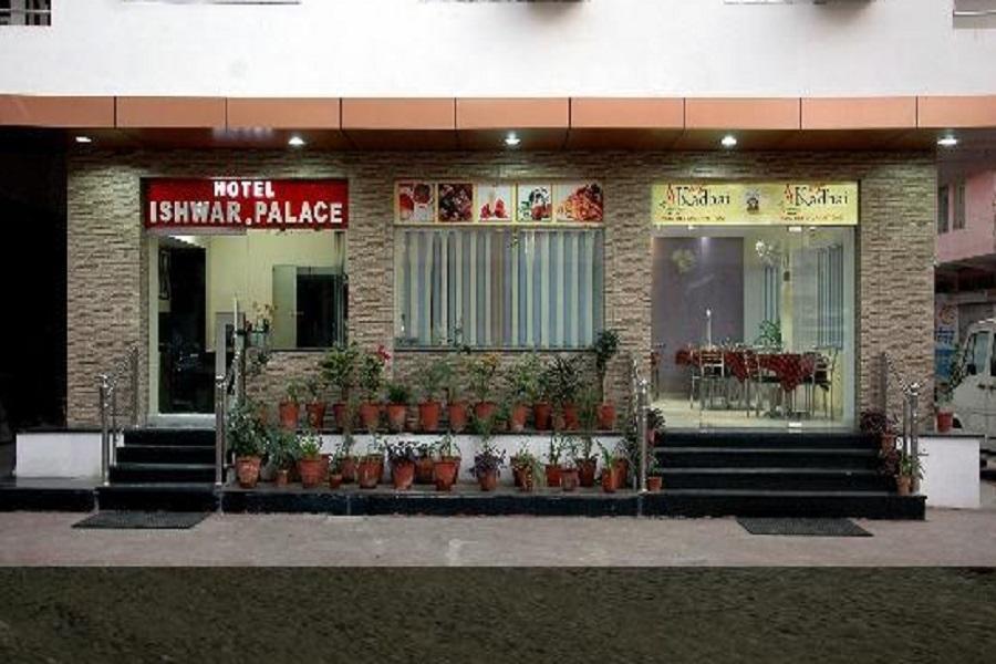 Hotel Ishwar Palace Jaipur Exteriör bild